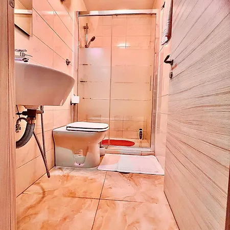 Relax On 2 - בית הארחה 3*