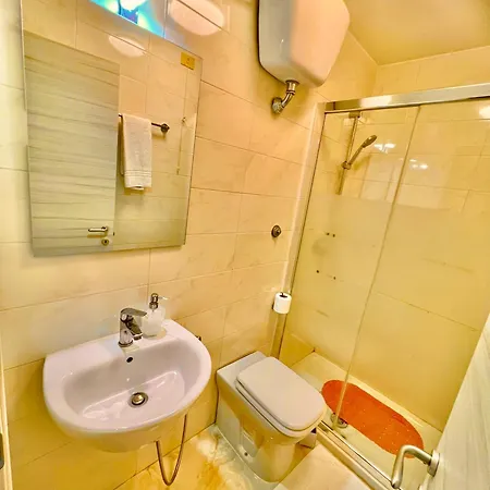 Relax On 2 - *